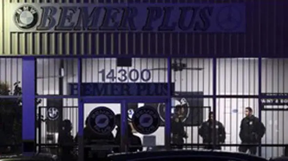 3 قتل در نمایندگی « بی ام و » BMW