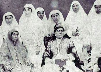 عکس  / نوشته جگرسوز روی سنگ مزار خانه ابدی  دختر ناصرالدین شاه قاجار در بهشت زهرای تهران /  ز مرگت سرد و خاموش ...