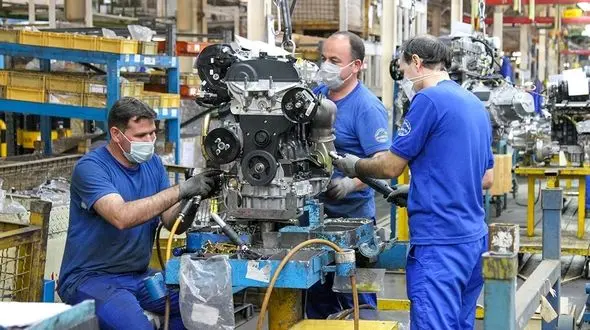 بازگشت کارگران ایران خودرو به چرخه تولید+تصاویر