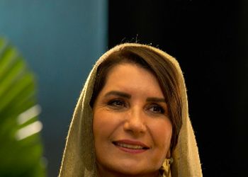 ظاهر جذاب و زیبایی بی نظیر مهتاب  سریال از یاد رفته در آستانه ۶۰ سالگی! / با وقار و اصیل / مثل همیشه!