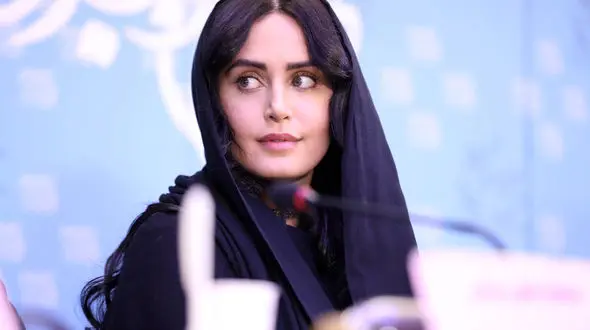 گردش پاییزی الناز شاکردوست+عکس 