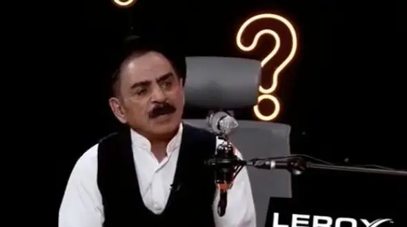 فیلم / قدرت الله ایزدی معروف به رشید:  به من کمک مالی می کنند!..../  بی پول نشدم ....بابا  از آموزش و پرورش 14 میلیون حقوق میگیرم ....