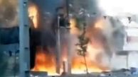 ببینید / لحظه دردناک زنده سوزاندن یک بسیجی توسط جیش‌الظلم / وضوخانه مصلای زاهدان محل اختفای بمب‌های دست ساز!
