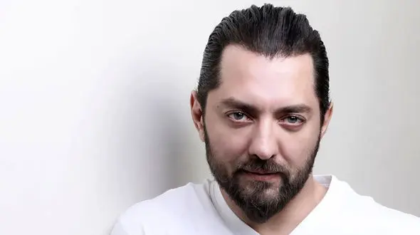 عکس/ چهره غمگین و شکسته بهرام رادان پس از اعلام توقیف فیلمش