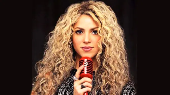 وحشت در هواپیمای شخصی شکیرا !