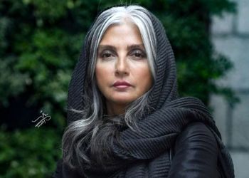 فیلم استایل جذاب رویا جاویدنیا در حال ورزش / در 60 سالگی جوانتر از 20 ساله ها!  هم میپوشد هم تکاپو دارد !