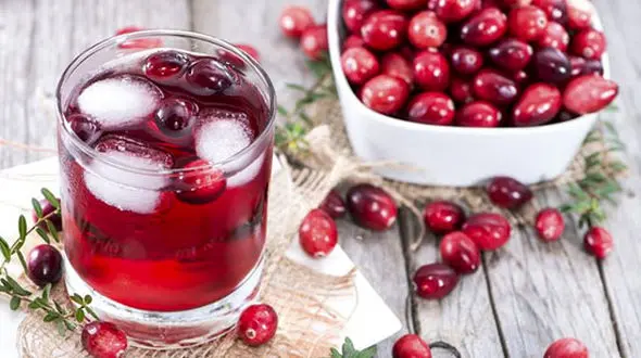 با آب زغال اخته عمر طولانی تری را تجربه کنید