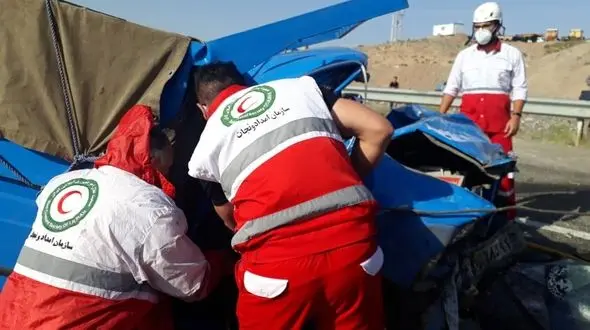 ۸ کشته در تصادف نیسان و پژو ۴۰۵