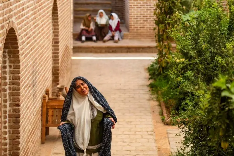 عکس‌های مرجانه گلچین در نقش "دایه" در سریال بامداد خمار