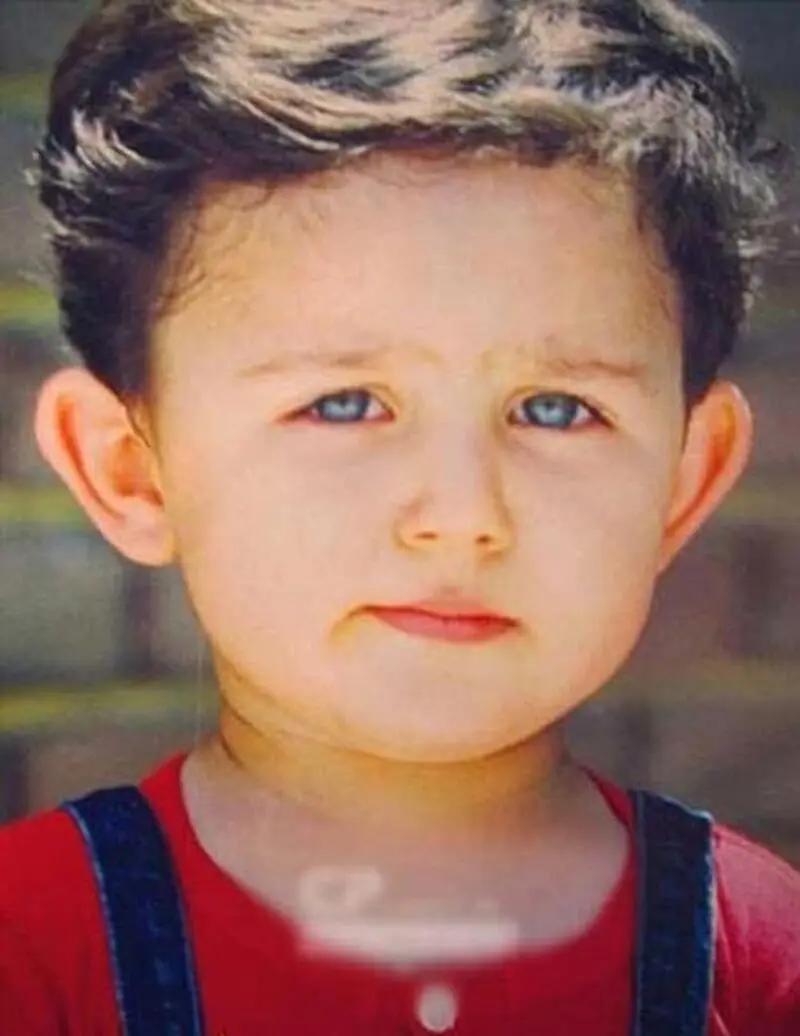 کودکی مصطفی زمانی