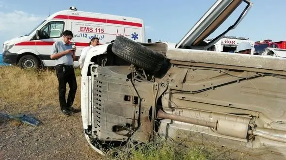 واژگونی ام وی ام 5 کشته و زخمی داشت / در جاده ماهشهر آبادان رخ داد + عکس