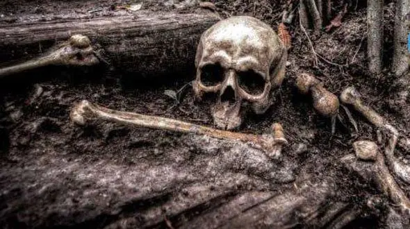 دفن مردگان در آب + عکس