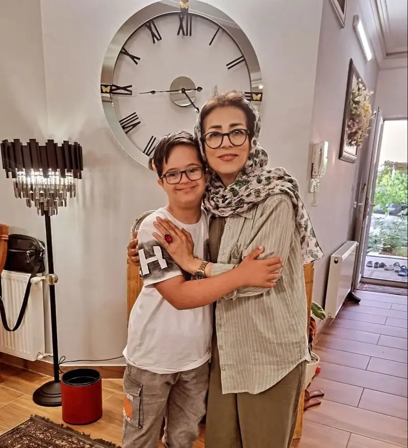 چیدمان منزل اکبر عبدی