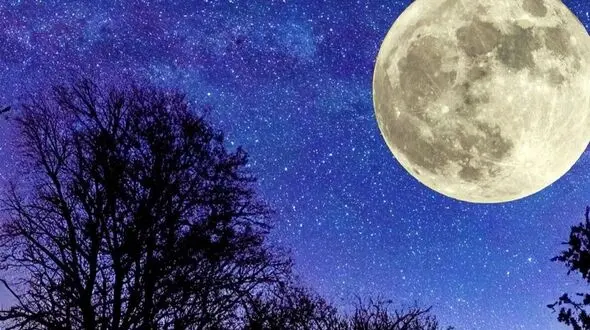 دیدنی‌ ترین ابرماه سگ آبی، چهارشنبه شب آسمان را روشن می‌ کند