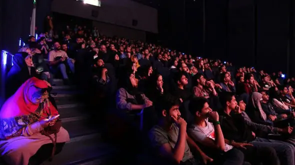 ۱.۶ میلیون مخاطب گیشه آنلاین تابستان را داغ کردند