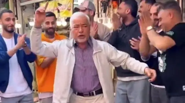 فیلم / صادق بوقی واقعا خواننده شد ! / اولین موزیک ویدیوی آو آو آو صادق بوقی  !