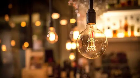 پای هنرمندان تئاتر اصفهان به پویش «با انرژی» باز شد+فیلم