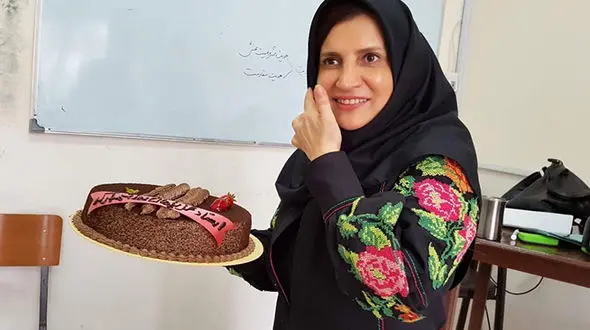 اخراج یک استاد از دانشگاه آزاد