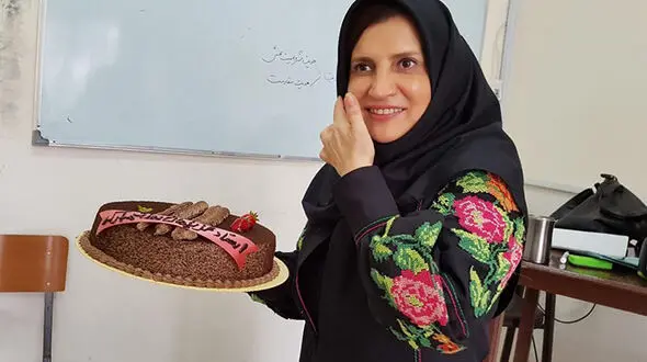 اخراج یک استاد از دانشگاه آزاد