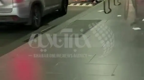 ببینید / محاکمه خیابانی مرد مزاحم مقابل چشم مردم توسط دو جوان! + فیلم