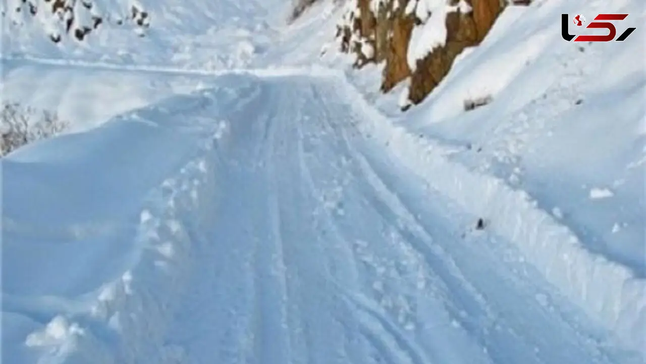  ارتفاع برف در کوهرنگ به ۷۰ سانتی متر رسید /۲ مسیر ارتباطی مسدود شد