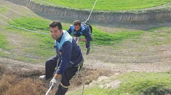 جوانان دکل ‌نشین مازندرانی بین المللی شدند + عکس