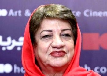 اولین رونمایی از چیدمان خانه  مدرن ناهید مسلمی ! / اصلا به سنش نمیاد خیلی امروزیه ! / چه رنگ و چه تابلوهایی !