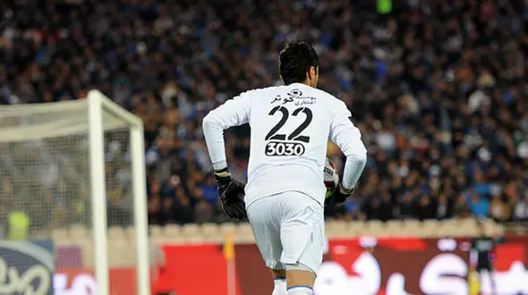 اعتراف تلخ مربی دروازه‌بانان استقلال درباره حسینی