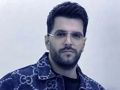 دانلود آهنگ آره تنگه دلم واسه خودم از آصف آریا / MP3 /  آره تنگه دلم واسه خودم