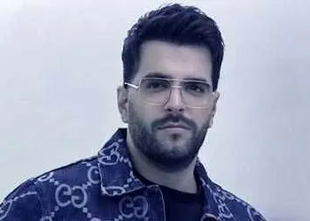 دانلود آهنگ آره تنگه دلم واسه خودم از آصف آریا / MP3 /  آره تنگه دلم واسه خودم