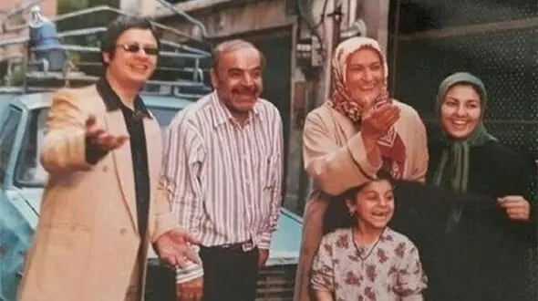 یادی کنیم از پشت صحنه خنده دار سریال خانه به دوش؛ کتک خوردن علی از مش ماشالا