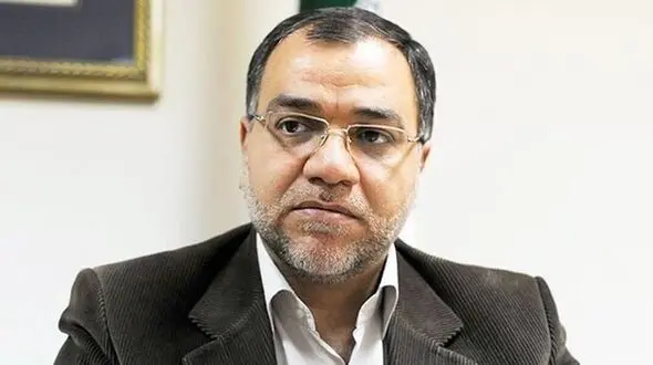 تجویز این که موشکی را تعطیل کنید و مرگ بر آمریکا نگوییم واقعا ابلهانه است!