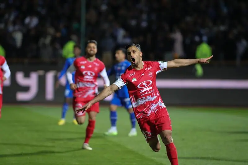ستاره پرسپولیس و دیدار با بزرگان فوتبال ایران