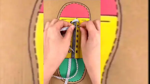 کتونی با کارتن مقوایی دیده اید؟ + فیلم