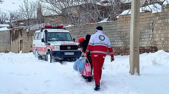 امدادرسانی به ۸۹۴۱ نفر گرفتار شده در برف و کولاک ۱۹ استان