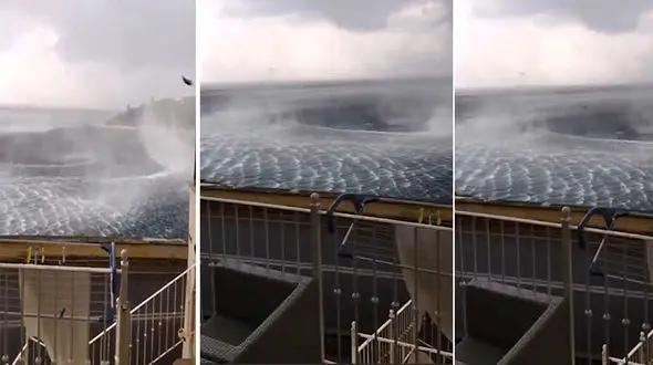 گردباد و حفره دریایی در ساحل اسکاتلند + عکس