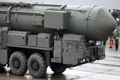 موشک اورشنیک روسیه دردسری بزرگ برای ناتو با الهام از تجربیات ایران