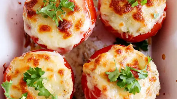 گوجه شکم پر با پنیر پیتزا + دستور تهیه