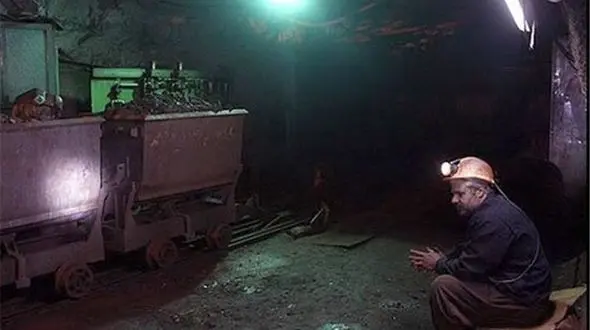 زنده به گور شدن 3 مرد در آوار معدن قم