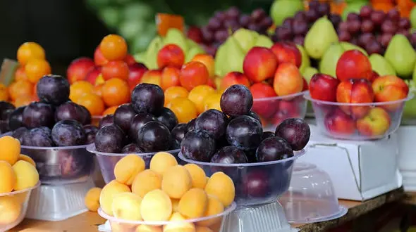 میوه درشت بخریم یا ریز؟