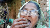 خوردن روزانه یک کیلو شن راز طول عمر این مادربزرگ 92 ساله+عکس
