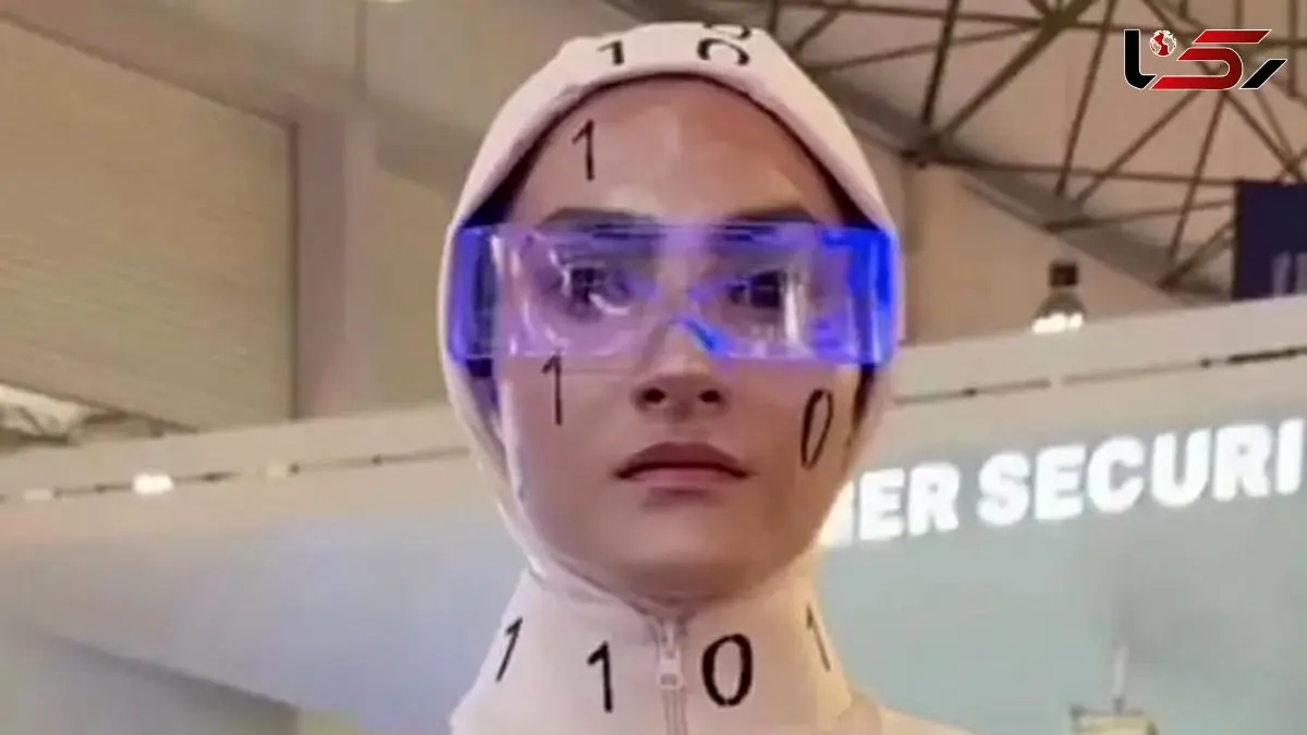 حضور ربات‌های انسان‌نما در برنامه امیرحسین قیاسی