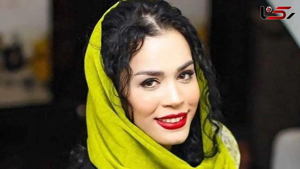 ملیکا شریفی‌نیا با استایل جدیدش با تابستان وداع کرد / ترکیب شال سبز او با موهای فرفری‌اش خیره‌کننده شده!