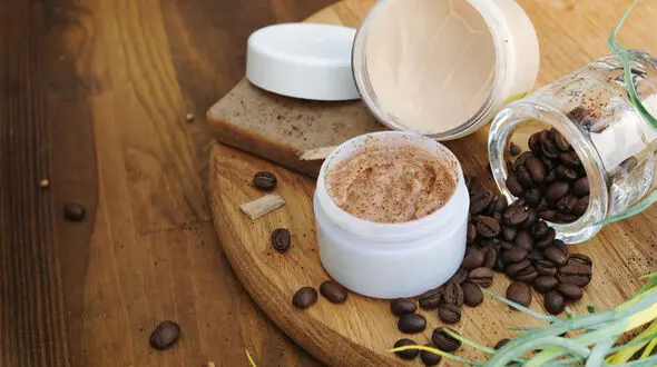 طرز تهیه اسکراب خانگی با قهوه + فیلم