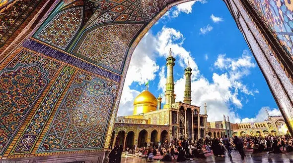 کولاک پوشش زنان برزیلی در حرم حضرت معصومه (س)  + عکس ها