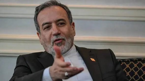 عراقچی خیال فوتبالی‌ها را راحت کرد: صعود کنید، ویزای بازیکنان و کادرفنی به آمریکای با ما