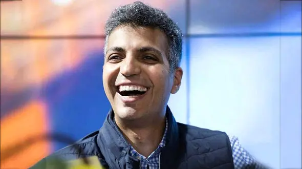 آغاز لیگ برتر انگلیس را با گزارش عادل فردوسی‌پور تماشا کنید