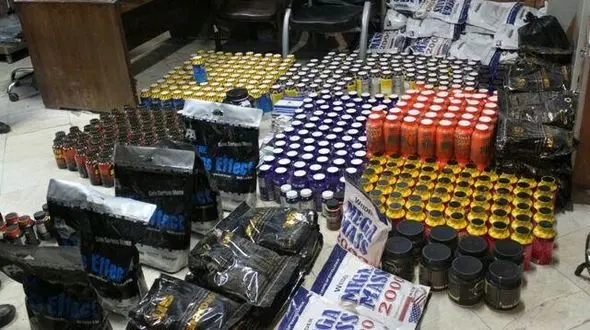 محل دپوی مکمل های ورزشی غیرمجاز در رباط کریم کشف شد + عکس