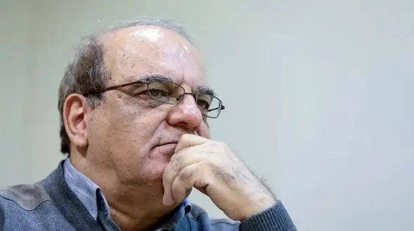 عباس عبدی: معلوم نیست مخاطب نقدهای پزشکیان کیست؟ /رئیس جمهور فقط مشکلات را می‌ گویید پس راه حل آنها کجاست؟