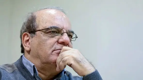 عباس عبدی: معلوم نیست مخاطب نقدهای پزشکیان کیست؟ /رئیس جمهور فقط مشکلات را می‌ گویید پس راه حل آنها کجاست؟